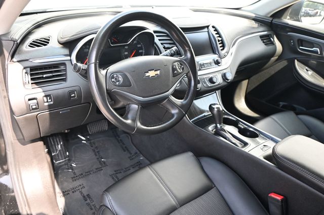 2018 Chevrolet Impala LT - 23003579 - 6