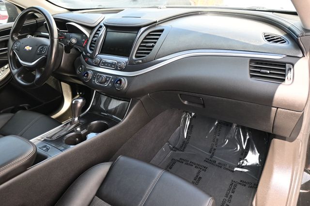 2018 Chevrolet Impala LT - 23003579 - 7