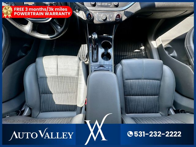 2018 Chevrolet Impala LT Sedan 4D - 22939014 - 30