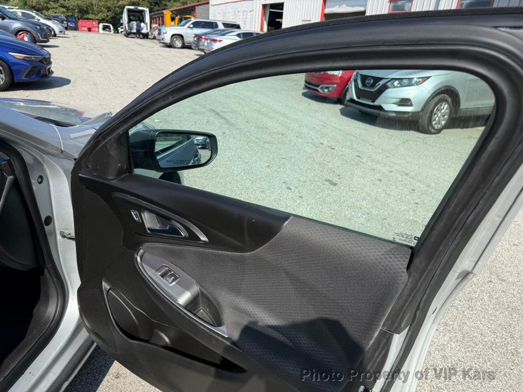 2018 Chevrolet Malibu 4dr Sedan LS w/1LS - 22919024 - 17