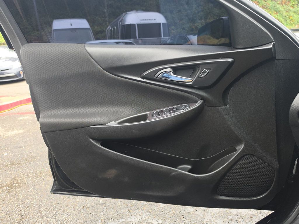 Chevrolet Malibu photo 15