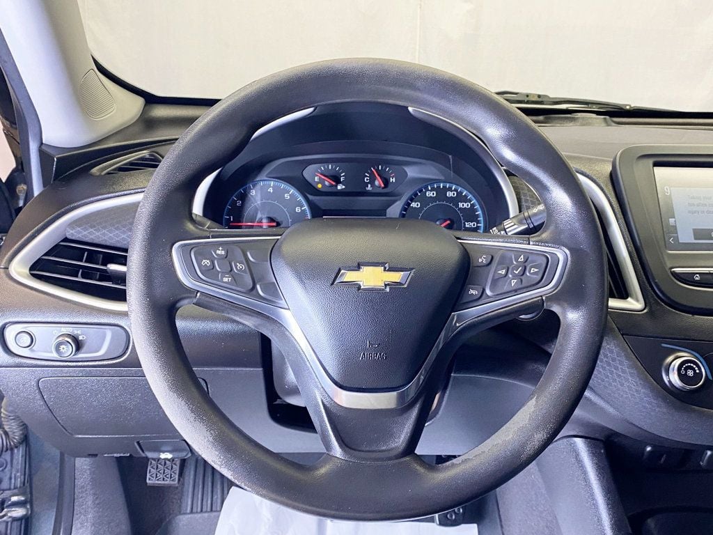 2018 Chevrolet Malibu photo 18