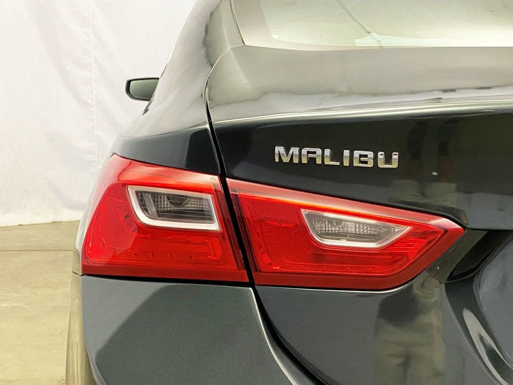 2018 Chevrolet Malibu photo 5