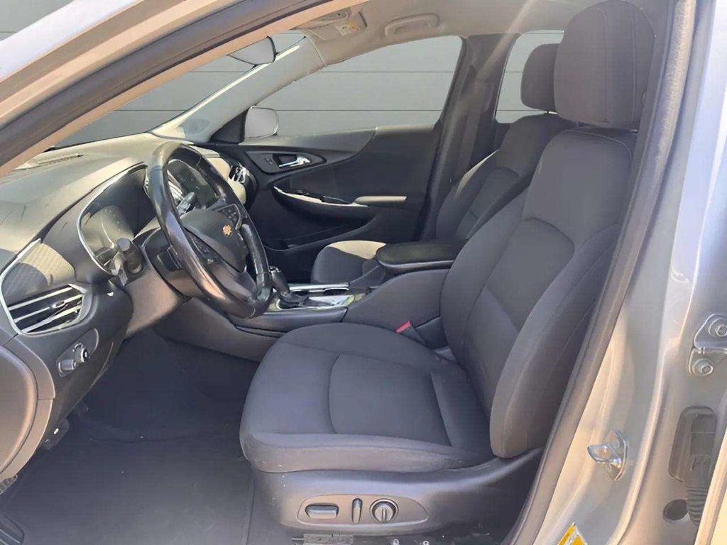 2018 Chevrolet Malibu 4dr Sedan LT w/1LT - 22229515 - 6