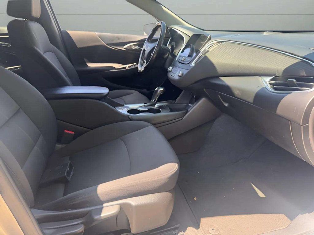 2018 Chevrolet Malibu 4dr Sedan LT w/1LT - 22229515 - 7