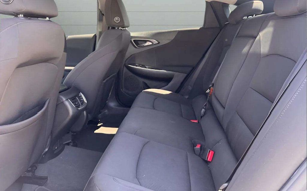 2018 Chevrolet Malibu 4dr Sedan LT w/1LT - 22229515 - 8