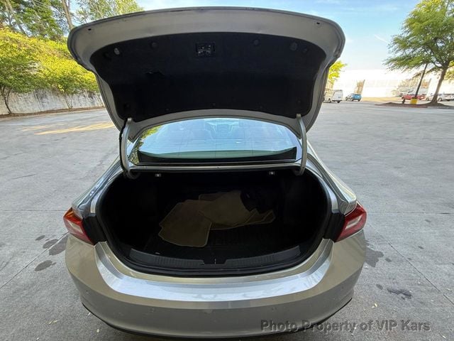 2018 Chevrolet Malibu 4dr Sedan LT w/1LT - 23012890 - 19