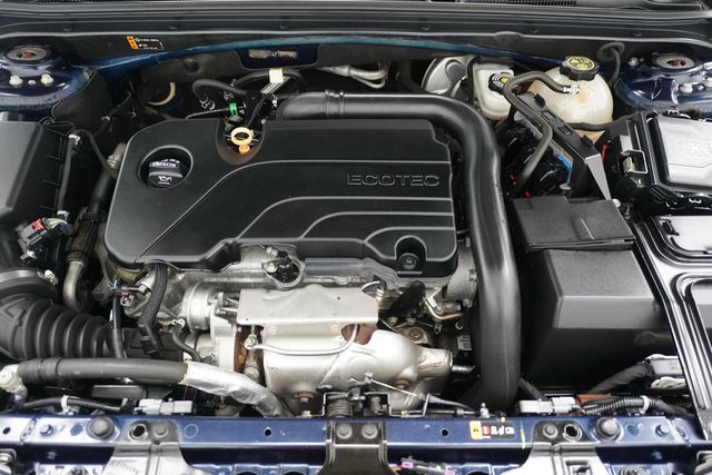 2018 Chevrolet Malibu 4dr Sedan LT w/1LT - 22936727 - 23