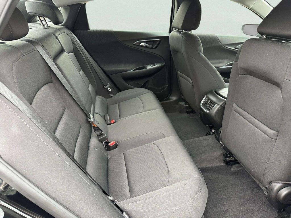 2018 Chevrolet Malibu 4dr Sedan LT w/1LT - 22963301 - 13