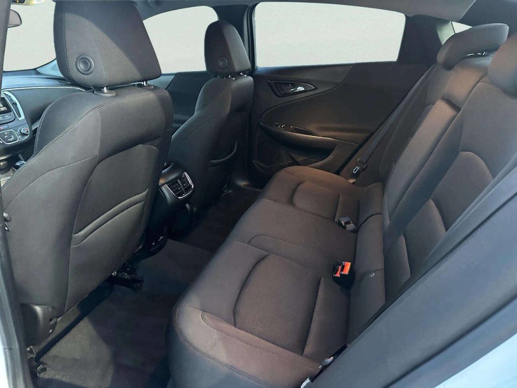 2018 Chevrolet Malibu 4dr Sedan LT w/1LT - 22968403 - 10