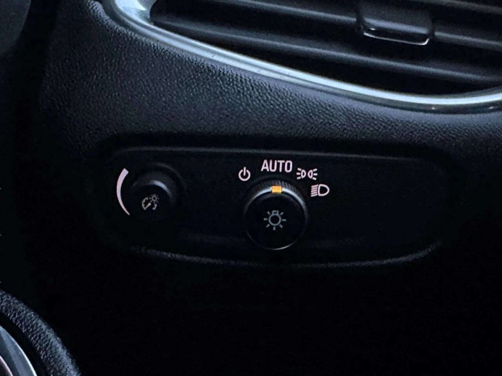 2018 Chevrolet Malibu 4dr Sedan LT w/1LT - 22968403 - 27