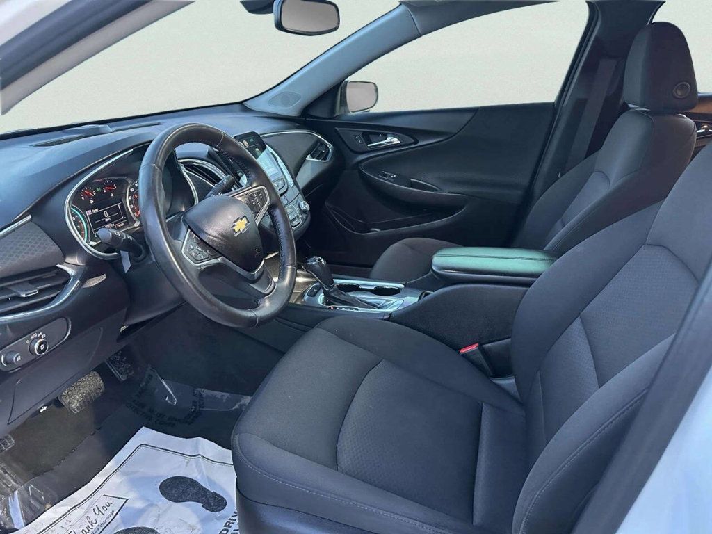 2018 Chevrolet Malibu 4dr Sedan LT w/1LT - 22968403 - 8