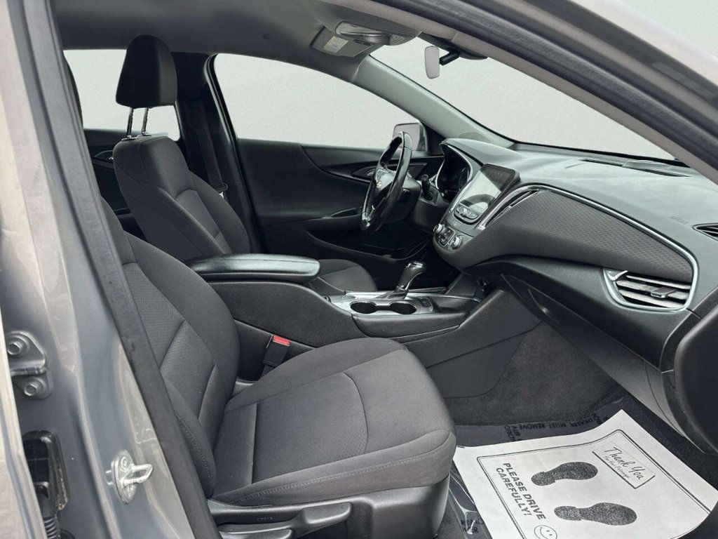 2018 Chevrolet Malibu 4dr Sedan LT w/1LT - 22981222 - 19