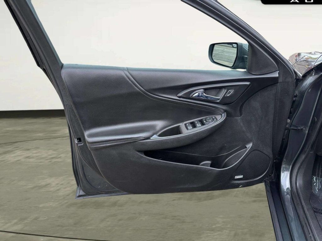 2018 Chevrolet Malibu 4dr Sedan LT w/1LT - 22989543 - 9