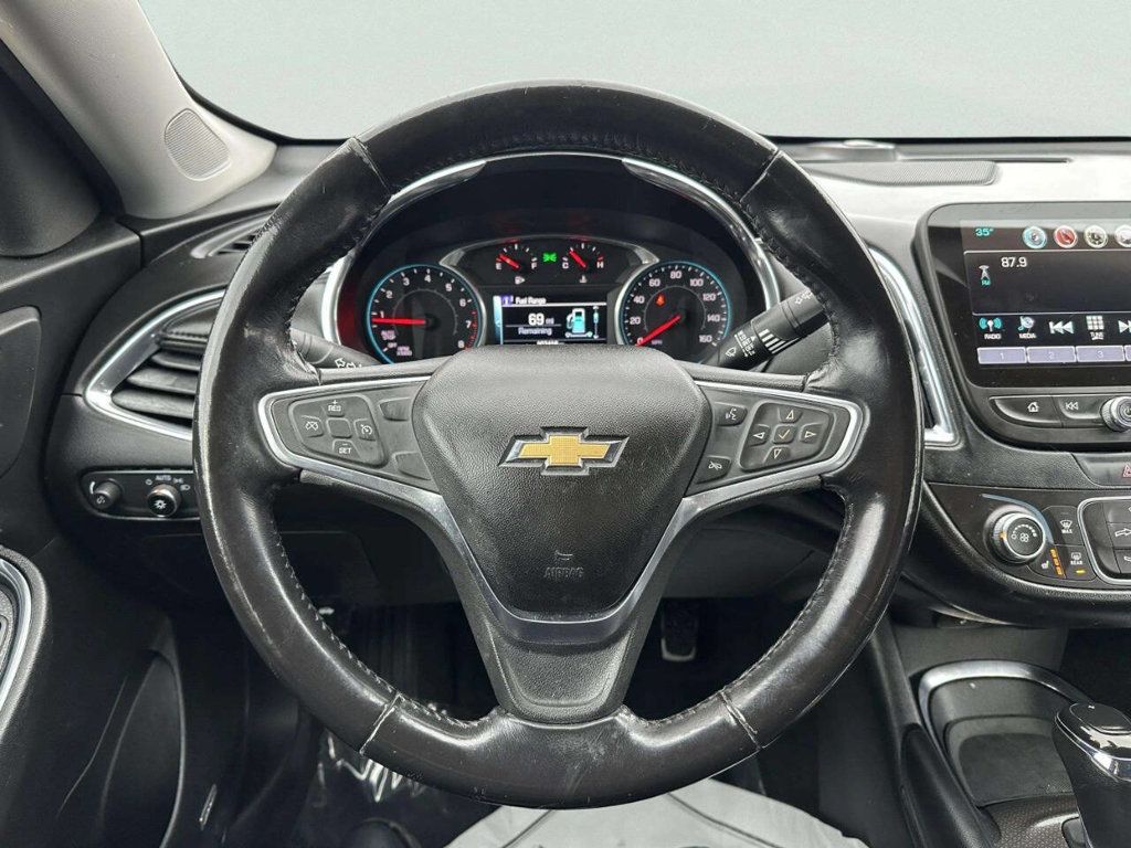 2018 Chevrolet Malibu 4dr Sedan LT w/1LT - 22989543 - 24