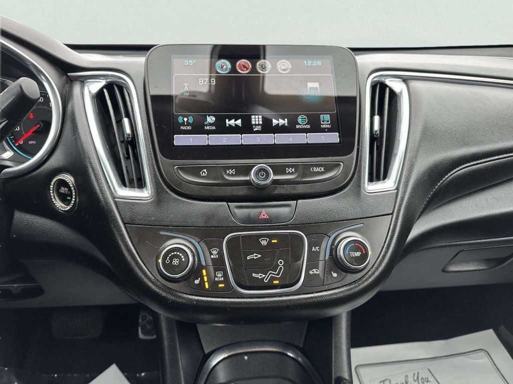 2018 Chevrolet Malibu 4dr Sedan LT w/1LT - 22989543 - 27