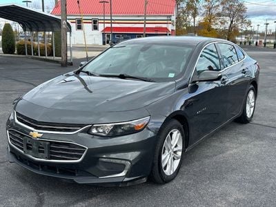 2018 Chevrolet Malibu - 1G1ZD5ST7JF192735
