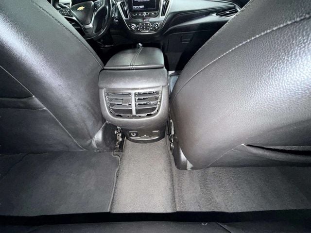 2018 Chevrolet Malibu 4dr Sedan Premier w/2LZ - 23008660 - 24