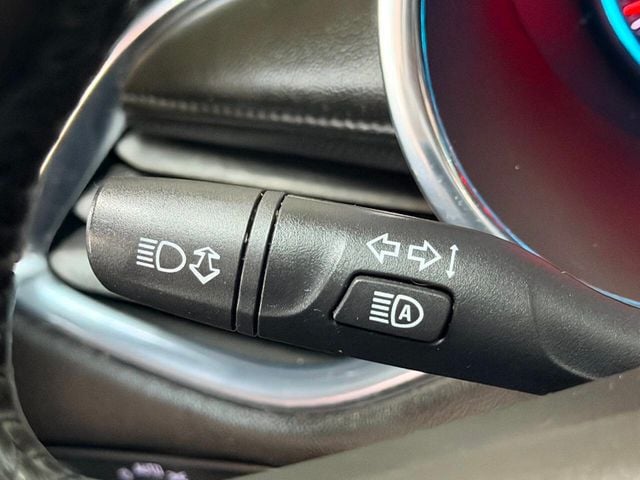 2018 Chevrolet Malibu 4dr Sedan Premier w/2LZ - 23008660 - 30