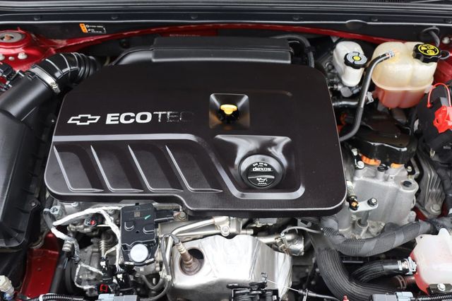 2018 Chevrolet Malibu Hybrid - 23045921 - 9