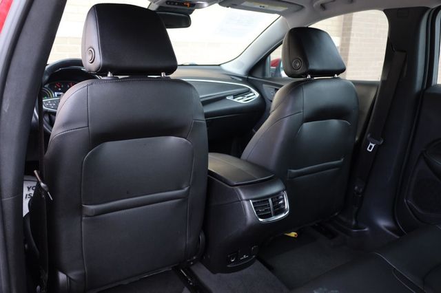 2018 Chevrolet Malibu Hybrid - 23045921 - 16