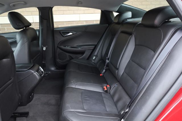 2018 Chevrolet Malibu Hybrid - 23045921 - 17
