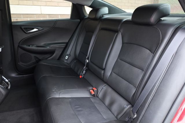 2018 Chevrolet Malibu Hybrid - 23045921 - 18