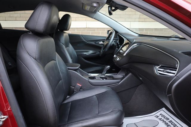 2018 Chevrolet Malibu Hybrid - 23045921 - 24