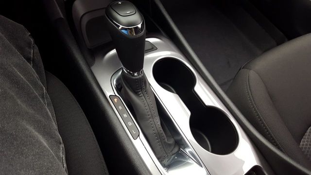 2018 Chevrolet Malibu LS - 18177051 - 18