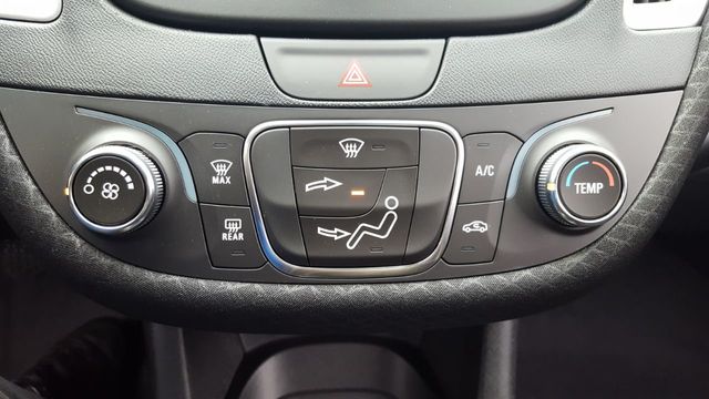 2018 Chevrolet Malibu LS - 18177051 - 19