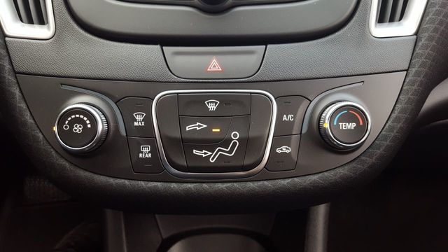 2018 Chevrolet Malibu LS - 18177052 - 20