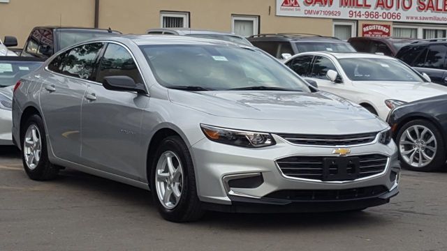 2018 Chevrolet Malibu LS - 18177052 - 2