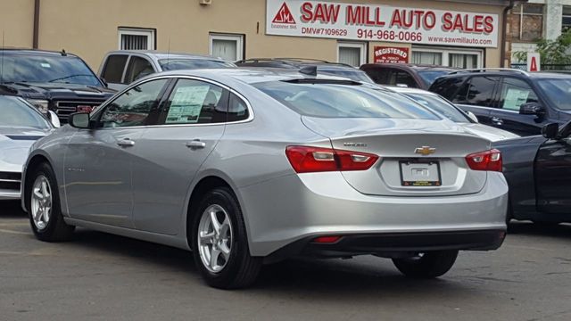 2018 Chevrolet Malibu LS - 18177052 - 5