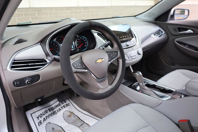 2018 Chevrolet Malibu LT - 23032025 - 12