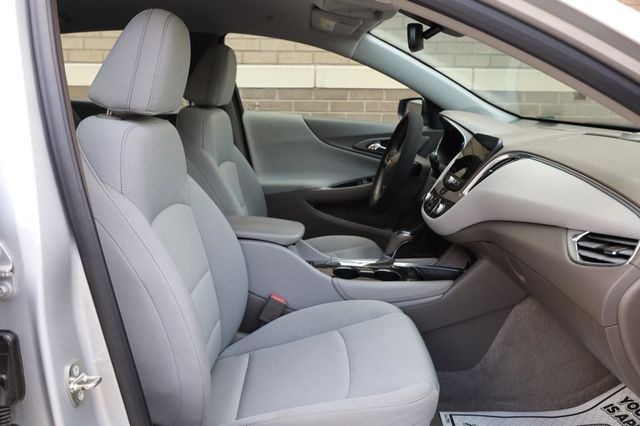 2018 Chevrolet Malibu LT - 23032025 - 25