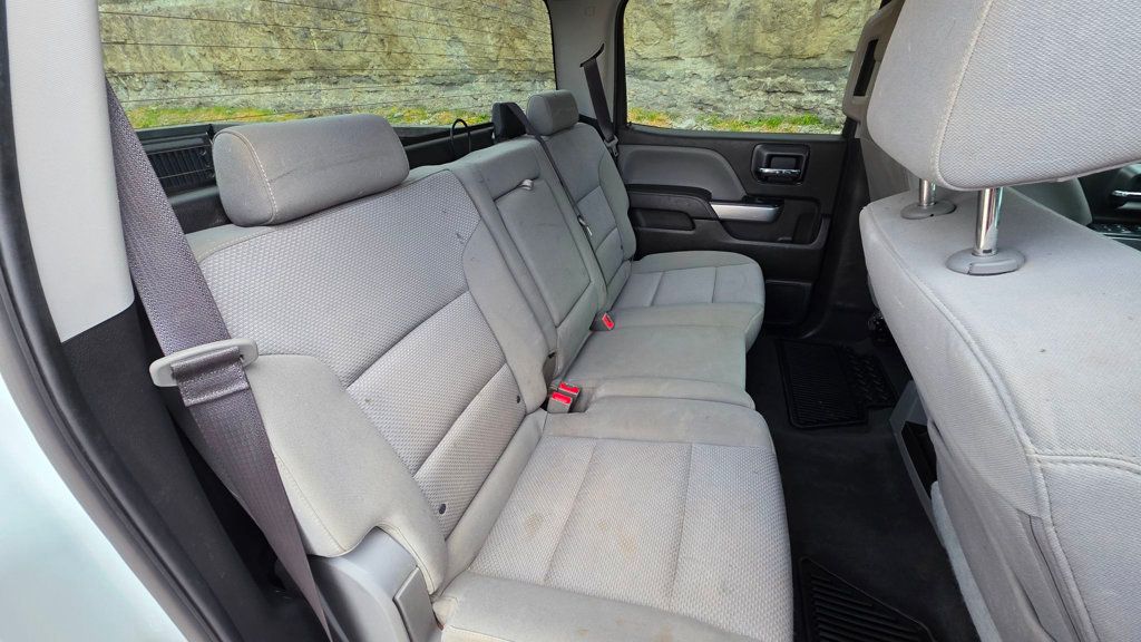 2018 Chevrolet Silverado 1500  - 23007793 - 31