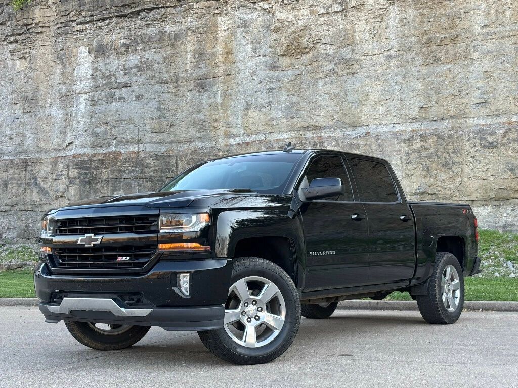 2018 Chevrolet Silverado 1500  - 23007794 - 0