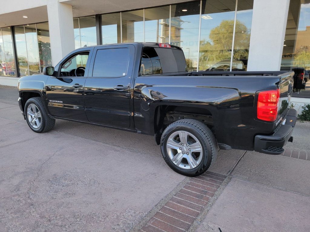 2018 Chevrolet Silverado 1500 2WD Crew Cab 143.5" Custom - 22398576 - 2