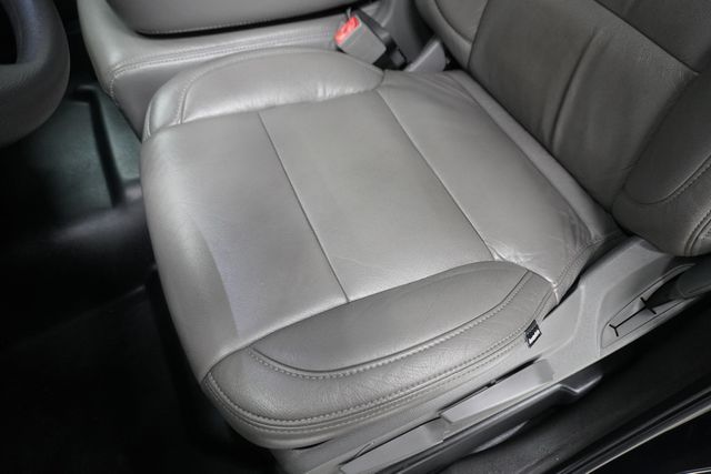 2018 Chevrolet Silverado 1500 2WD Crew Cab 143.5" Custom - 22941099 - 9