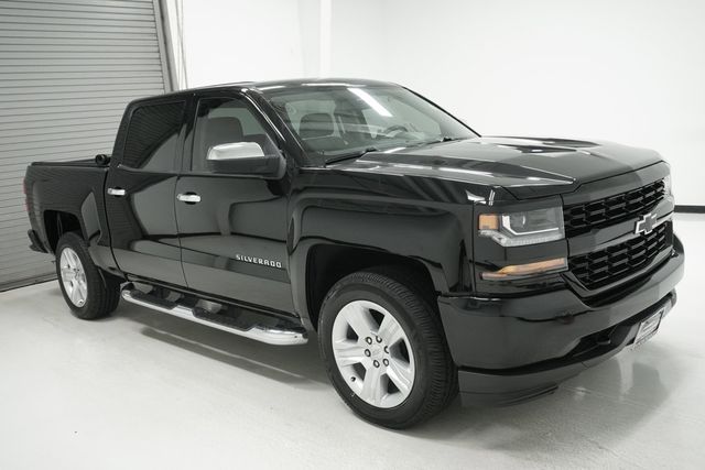 2018 Chevrolet Silverado 1500 2WD Crew Cab 143.5" Custom - 22941099 - 2