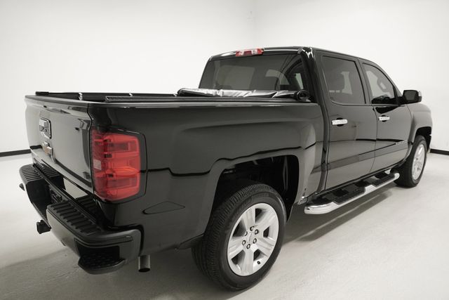 2018 Chevrolet Silverado 1500 2WD Crew Cab 143.5" Custom - 22941099 - 3
