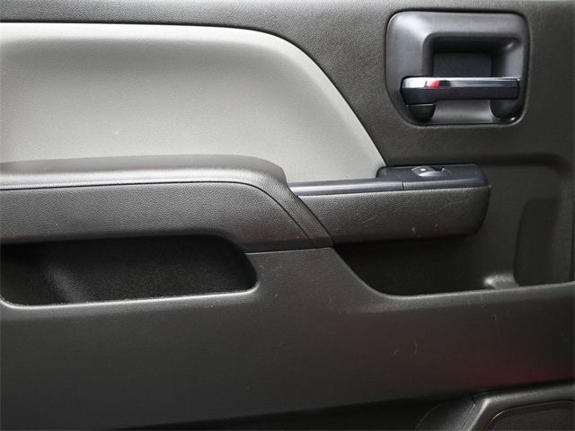 2018 Chevrolet Silverado 1500 2WD Crew Cab 143.5" Custom - 22956382 - 12