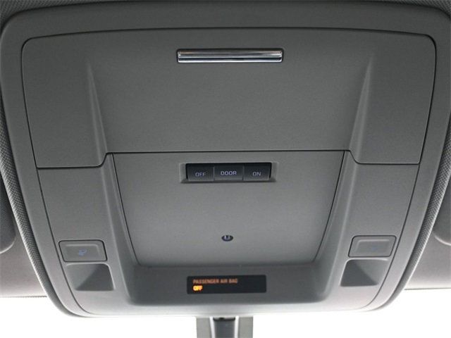 2018 Chevrolet Silverado 1500 2WD Crew Cab 143.5" Custom - 22956382 - 14