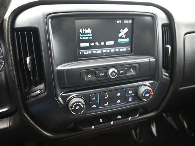 2018 Chevrolet Silverado 1500 2WD Crew Cab 143.5" Custom - 22956382 - 21