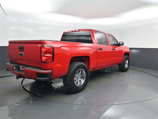 2018 Chevrolet Silverado 1500 2WD Crew Cab 143.5" Custom - 22956382 - 27