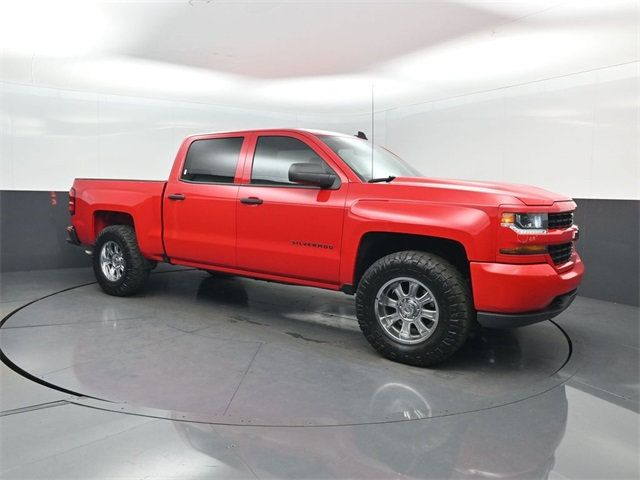 2018 Chevrolet Silverado 1500 2WD Crew Cab 143.5" Custom - 22956382 - 29