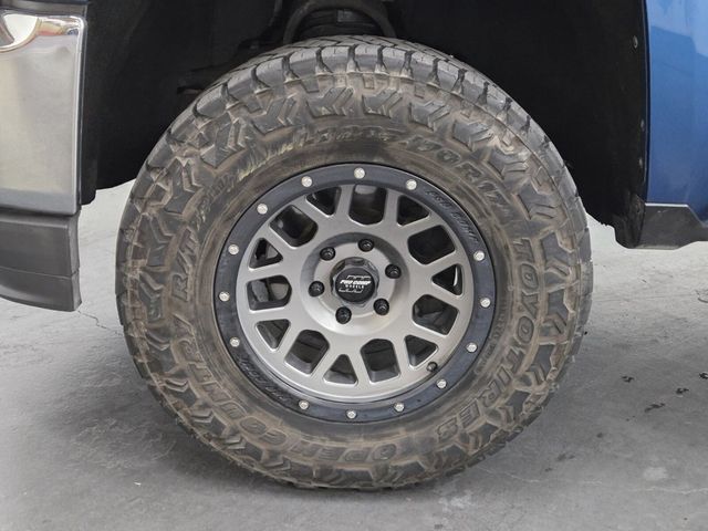 2018 Chevrolet Silverado 1500 2WD Crew Cab 143.5" LT w/1LT - 22977700 - 4