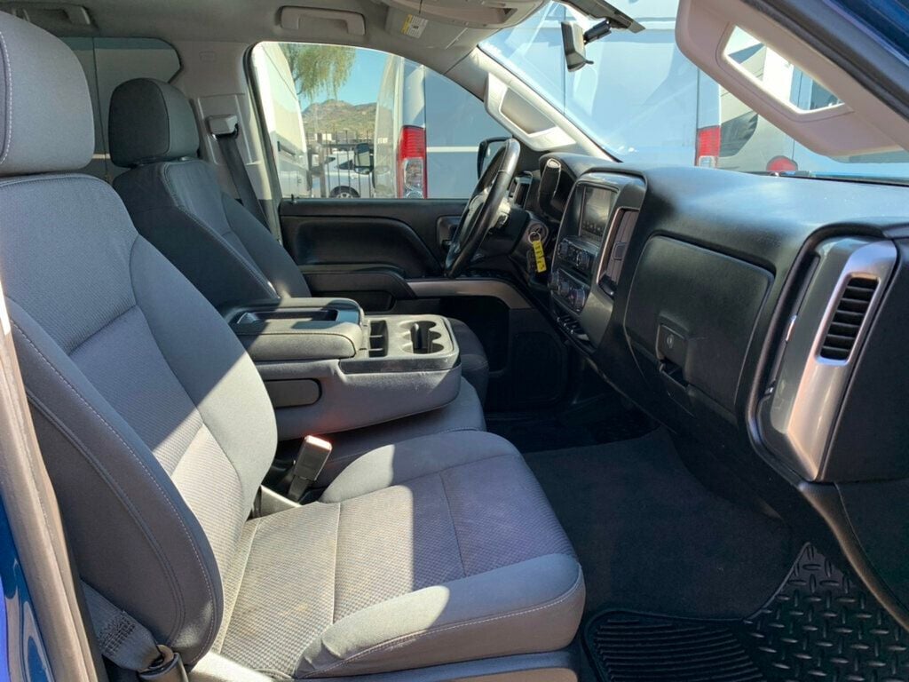 2018 Chevrolet Silverado 1500 2WD Crew Cab 153.0" LTZ w/1LZ - 22934922 - 23