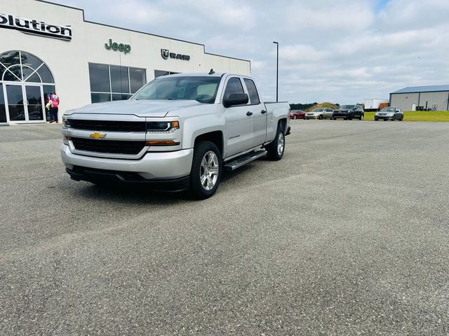 2018 Chevrolet Silverado 1500 2WD Double Cab 143.5" Custom - 23010209 - 1