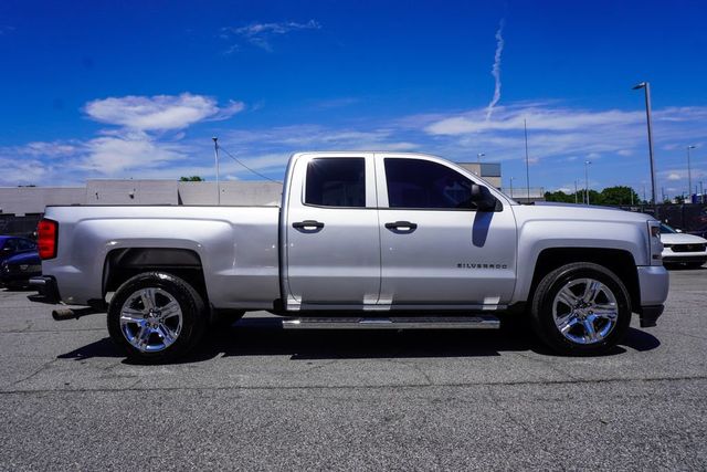 2018 Chevrolet Silverado 1500 2WD Double Cab 143.5" Custom - 23010209 - 25